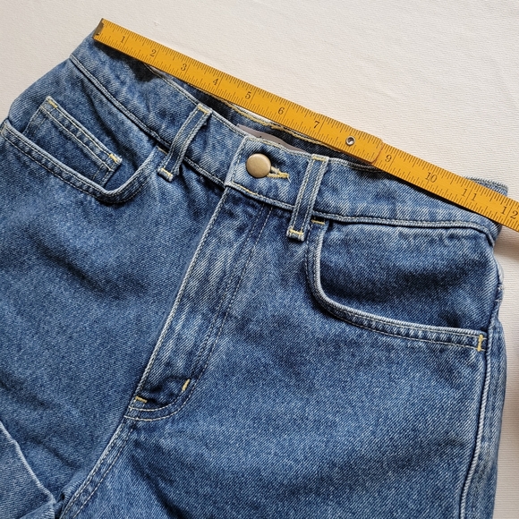 American Apparel Denim High Waist Cuff Shorts - Picture 4 of 9